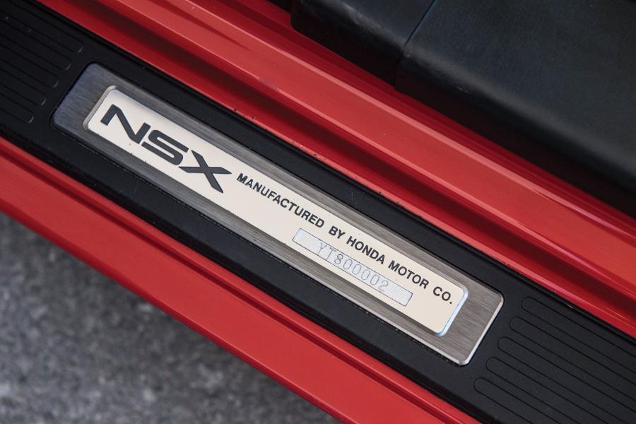 Детали интерьера Acura NSX-T 1995 года  (фото 10 из 45)
